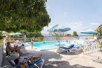 Moonlight Beach Studio Montego Bay Apartment